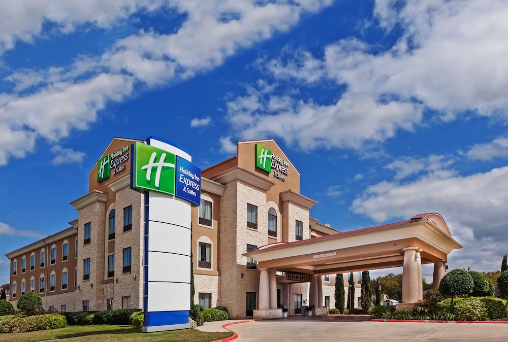 holiday inn express hotel and suites victoria by ihg