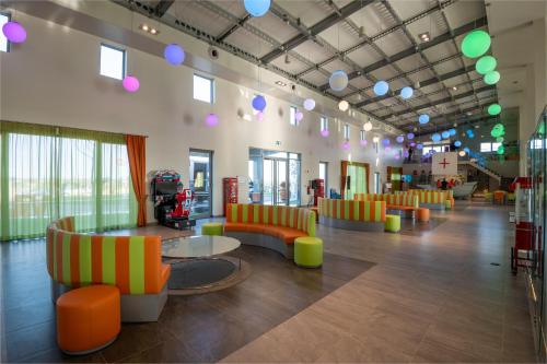 vila gale nep kids