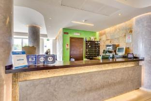 hotel ambassador