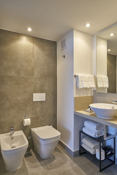 almarena puerto retiro