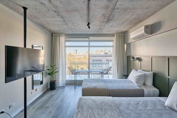 almarena puerto retiro