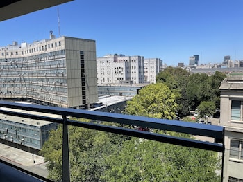 almarena puerto retiro