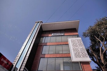 hotel sparrow