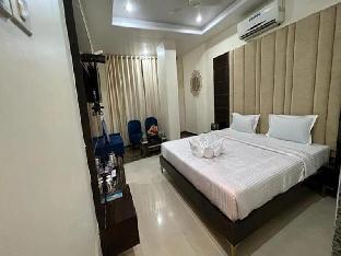 Hotel Sai Mrinalini,Shirdi>>Ahmednagar,3 star