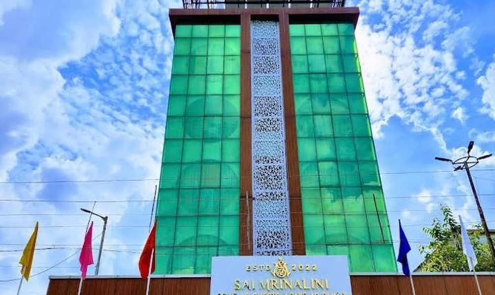 hotel sai mrinalini