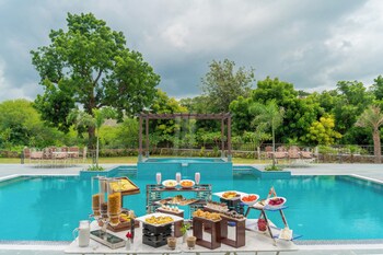 sarasiruham resort private pool villa