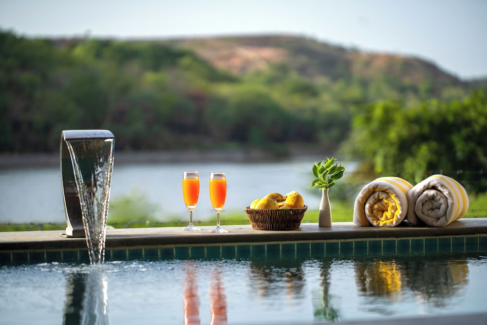 sarasiruham resort private pool villa