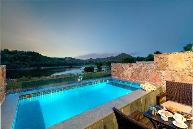 sarasiruham resort private pool villa