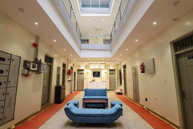 hotel amrit