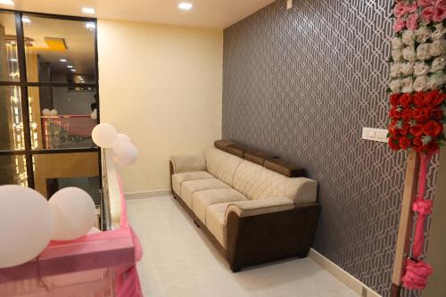 sunshine international boarding and lodging