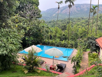 hill crest resort coorg