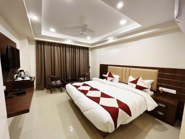 hotel mk grand