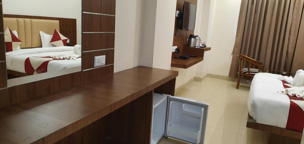 hotel mk grand