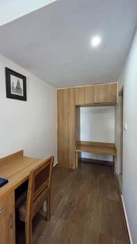 hotel the bundela khajuraho madhya pradesh