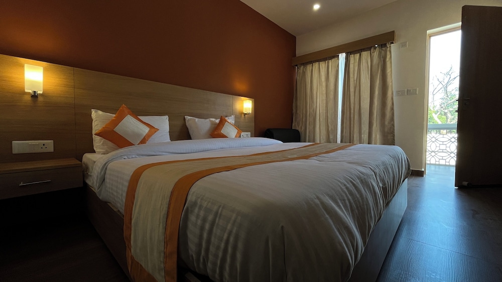 hotel the bundela khajuraho madhya pradesh