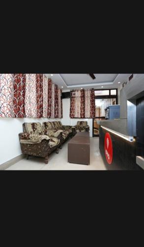 Hotel Shiva Palace - Near Railway Station,India>>Haridwar,3 star