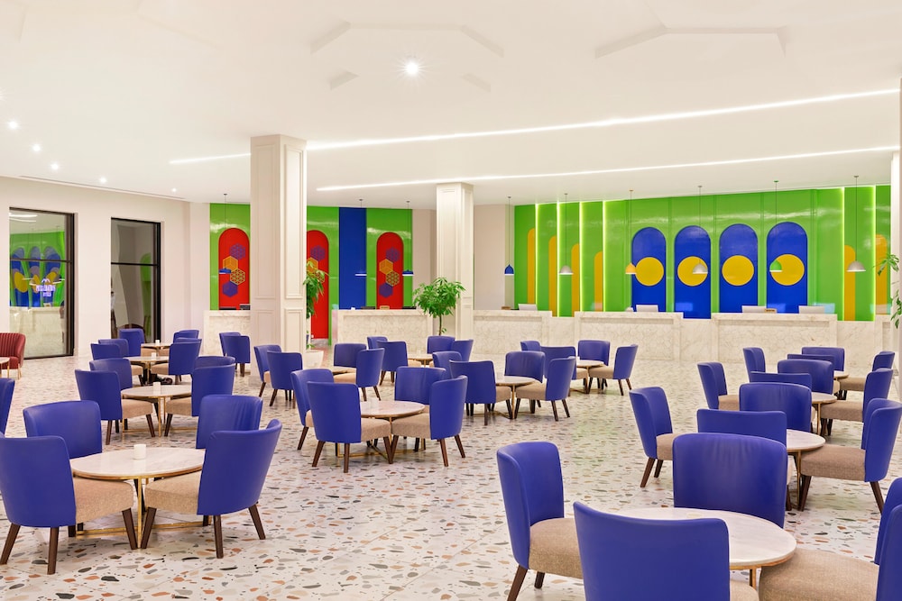 pickalbatros water valley resort neverland hurghada