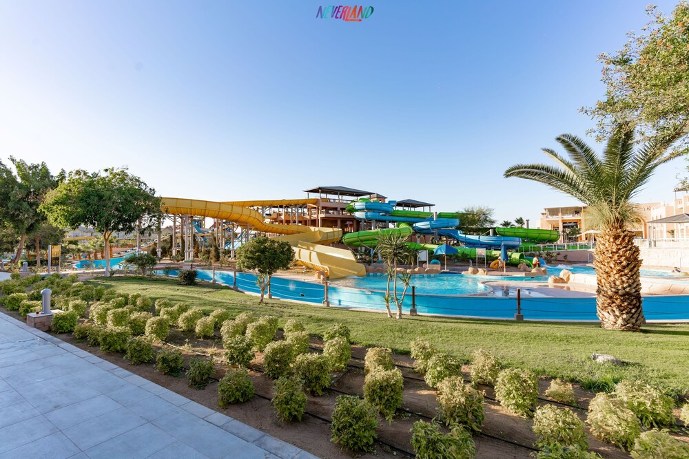 pickalbatros water valley resort neverland hurghada
