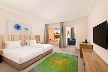 pickalbatros water valley resort neverland hurghada