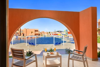 pickalbatros water valley resort neverland hurghada