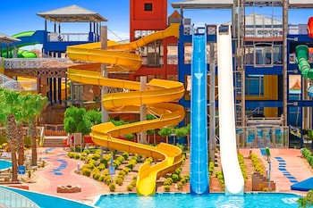 pickalbatros water valley resort neverland hurghada