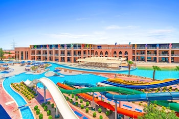 pickalbatros water valley resort neverland hurghada