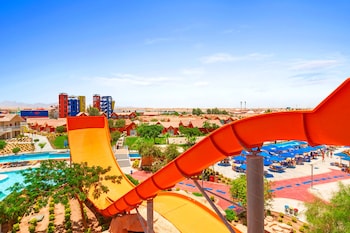 pickalbatros water valley resort neverland hurghada