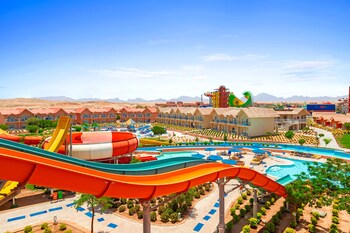 pickalbatros water valley resort neverland hurghada