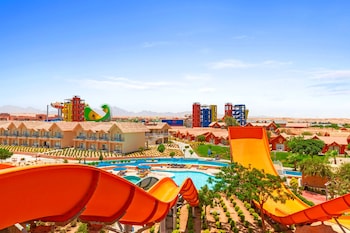 pickalbatros water valley resort neverland hurghada