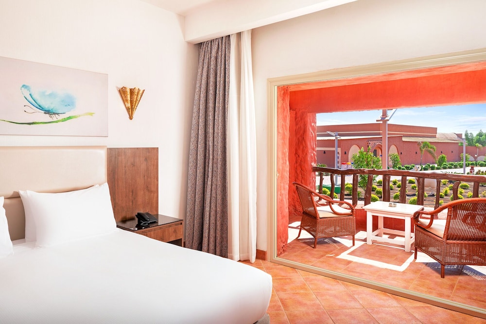 pickalbatros villaggio resort portofino marsa alam