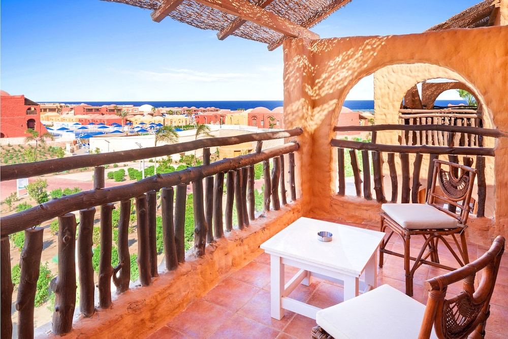 pickalbatros villaggio resort portofino marsa alam