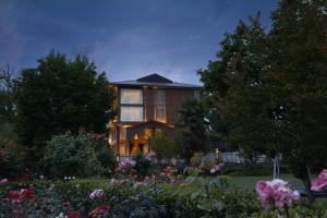 welcomheritage grand srinagar