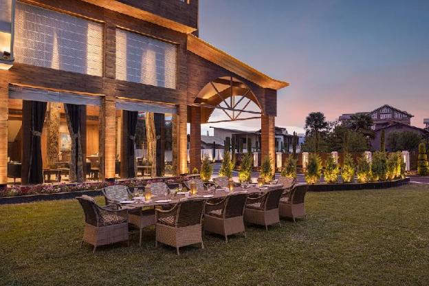 welcomheritage grand srinagar