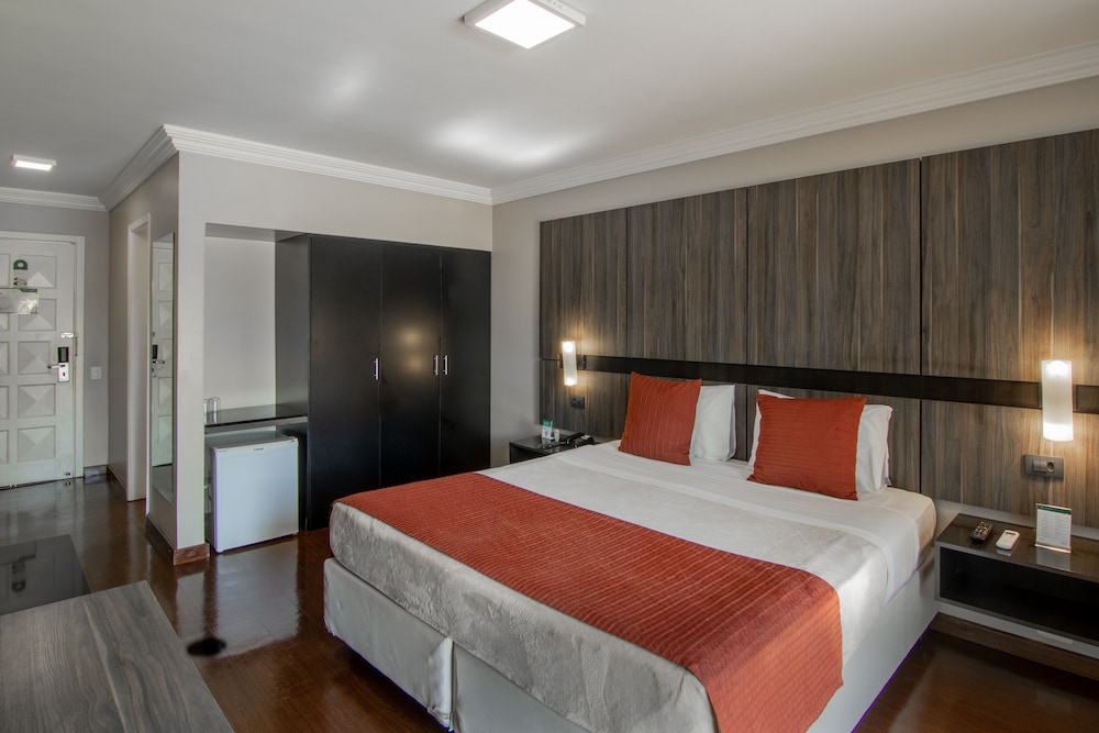 hotel deville express cascavel