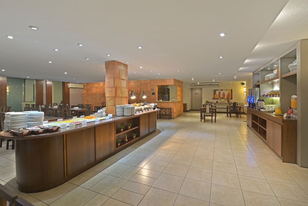 hotel deville express cascavel
