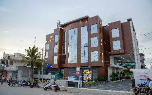the fortune hotel by swathi group