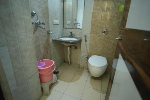 hotel raj kamal palace