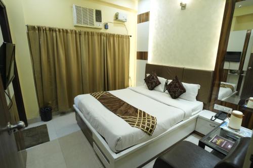 hotel raj kamal palace