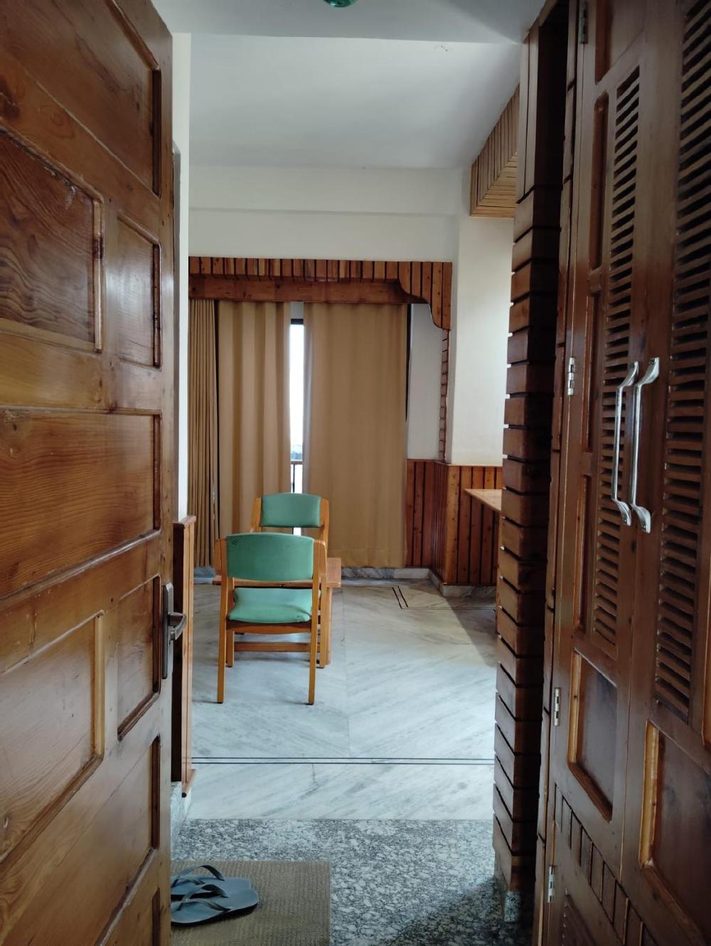 hotel cm palace pure vegetarian