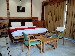 hotel cm palace pure vegetarian