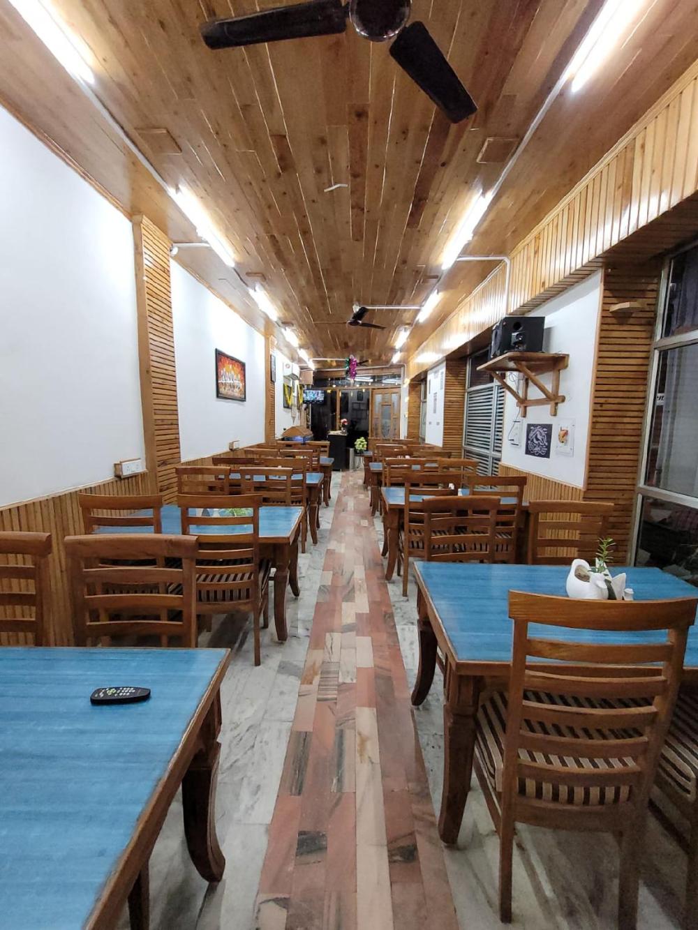 hotel cm palace pure vegetarian