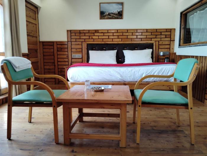 hotel cm palace pure vegetarian