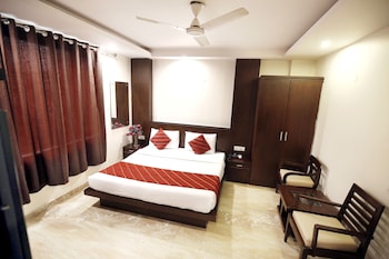 hotel paradise inn