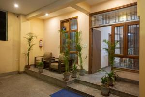 Hotel Ginger Palace,Noida>>New Delhi,2 star