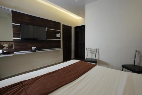megh inn