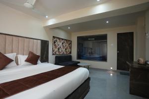 megh inn
