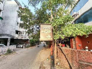 the sky imperial hotel yahvi