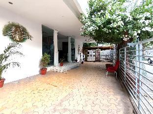 the sky imperial hotel yahvi