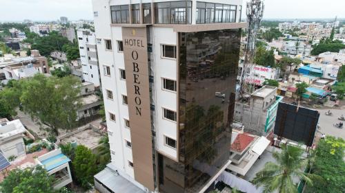 hotel oberon