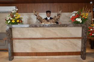 Hotel Blue Lagoons Manjalpur,India>>Vadodara,3 star